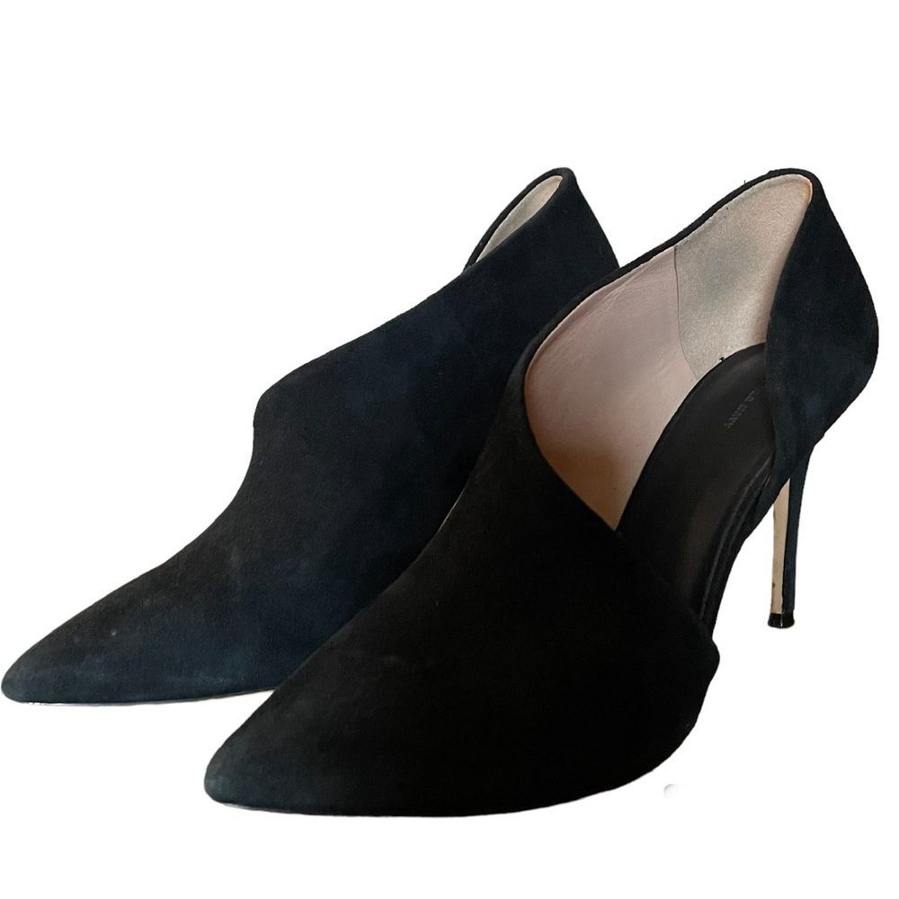 Something Navy Black Suede Heels Boots Booties  Sz 7